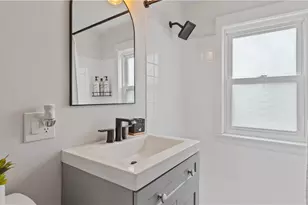 5 Shangri-La Ln, Middletown, RI 02842 - Photo 29