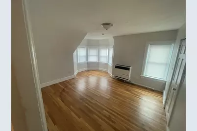 10 Clark Avenue, Pawtucket, RI 02860 - Photo 5