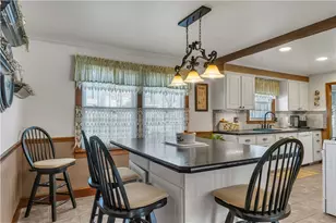 255 Knollwood Dr, Woonsocket, RI 02895 - Photo 9