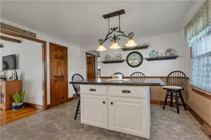 255 Knollwood Dr, Woonsocket, RI 02895 - Photo 7