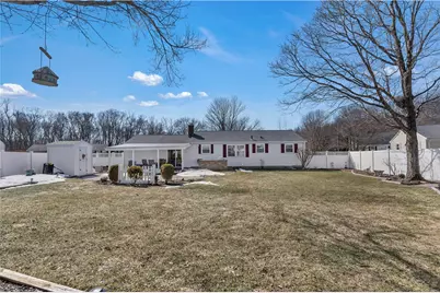 255 Knollwood Drive, Woonsocket, RI 02895 - Photo 37