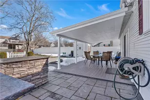 255 Knollwood Dr, Woonsocket, RI 02895 - Photo 31