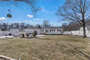 255 Knollwood Dr, Woonsocket, RI 02895 - Photo 37