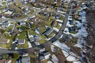 255 Knollwood Dr, Woonsocket, RI 02895 - Photo 45