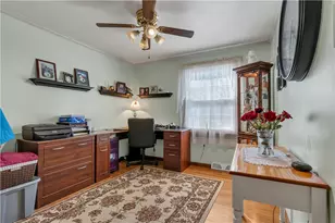 255 Knollwood Dr, Woonsocket, RI 02895 - Photo 19