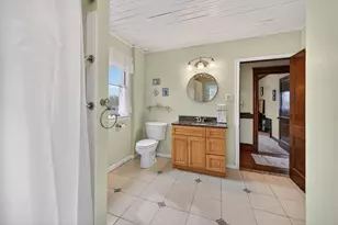 102 Willett Ave, East Providence, RI 02915 - Photo 19
