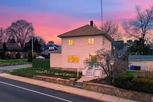 102 Willett Ave, East Providence, RI 02915 - Photo 31