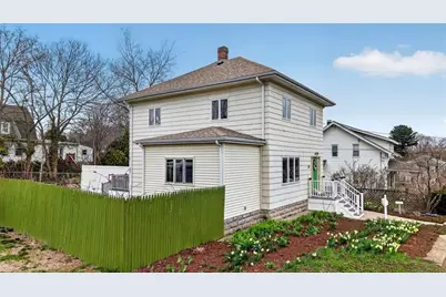 102 Willett Avenue, East Providence, RI 02915 - Photo 5