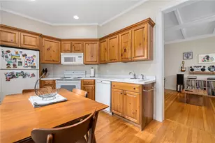 165 Waterman St, Providence, RI 02906 - Photo 11