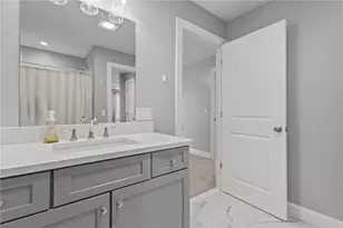 141 Old Main St, Lincoln, RI 02838 - Photo 25