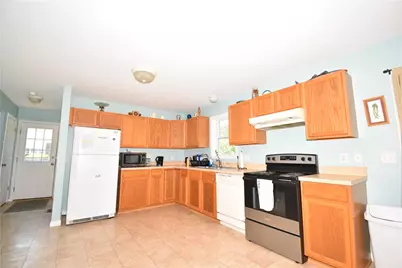 52 What Cheer Road, Narragansett, RI 02882 - Photo 17