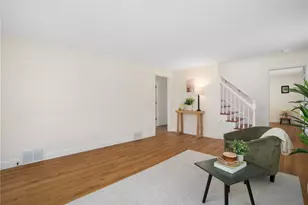 200 Bracken St, Cranston, RI 02920 - Photo 11