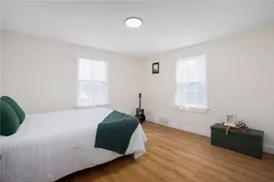 200 Bracken St, Cranston, RI 02920 - Photo 21