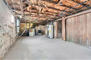 70 Lincoln Ave, Central Falls, RI 02863 - Photo 43