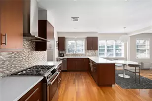 203 Cole Ave, Providence, RI 02906 - Photo 13