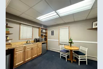 368 Beverage Hill Avenue, Pawtucket, RI 02861 - Photo 13