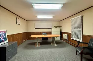 368 Beverage Hill Ave, Pawtucket, RI 02861 - Photo 17