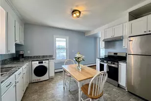 368 Beverage Hill Ave, Pawtucket, RI 02861 - Photo 3