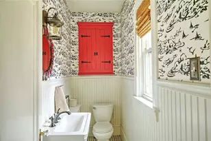 12 Holly St, Providence, RI 02906 - Photo 17