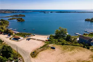 121 Tupelo Rd, South Kingstown, RI 02879 - Photo 33