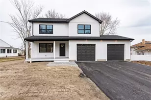 74 Woodside St, Cranston, RI 02920 - Photo 3