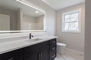 74 Woodside St, Cranston, RI 02920 - Photo 19