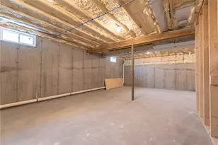 74 Woodside St, Cranston, RI 02920 - Photo 31