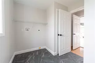 74 Woodside St, Cranston, RI 02920 - Photo 17