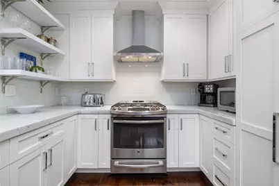 28 John Street, Newport, RI 02840 - Photo 17