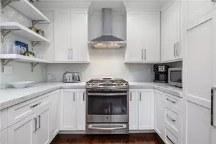 28 John St, Newport, RI 02840 - Photo 17