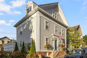 28 John St, Newport, RI 02840 - Photo 3