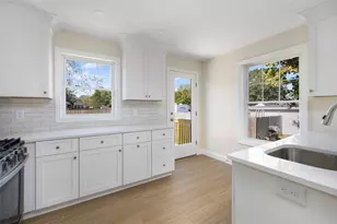 73 Pinehurst Ave, Warwick, RI 02889 - Photo 5