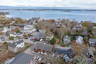 14 Clinton Ave, Jamestown, RI 02835 - Photo 3