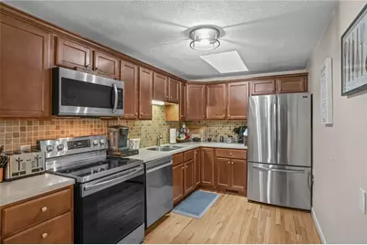 52 Hawthorne Street #7, North Providence, RI 02904 - Photo 15