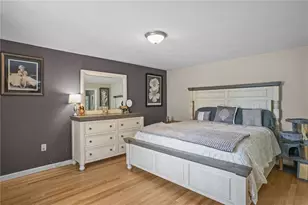 52 Hawthorne St, North Providence, RI 02904 - Photo 19