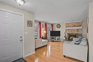 52 Hawthorne St, North Providence, RI 02904 - Photo 3