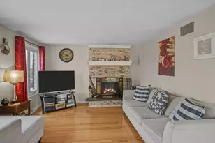 52 Hawthorne St, North Providence, RI 02904 - Photo 5