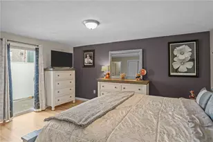 52 Hawthorne St, North Providence, RI 02904 - Photo 21