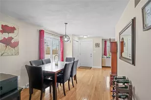 52 Hawthorne St, North Providence, RI 02904 - Photo 9