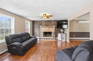 71 Rolling Hill Dr, Exeter, RI 02822 - Photo 5