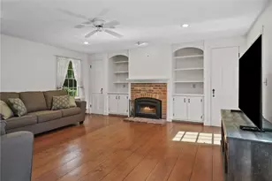 6 Mary Ann Dr, Exeter, RI 02822 - Photo 9