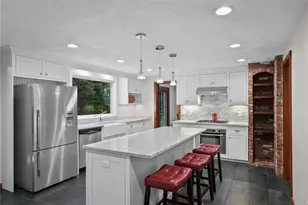 6 Mary Ann Dr, Exeter, RI 02822 - Photo 5