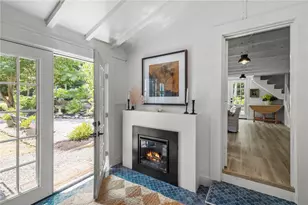 8061 Post Rd, North Kingstown, RI 02852 - Photo 15