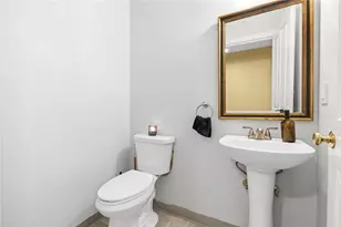 86 Perry St, Putnam, CT 06260 - Photo 9