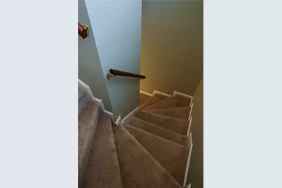 114 Girard Avenue #6, Newport, RI 02840 - Photo 29