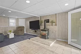 39 Gateway Ct, Warwick, RI 02889 - Photo 35