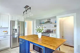 19 Berwick Pl, East Providence, RI 02916 - Photo 13