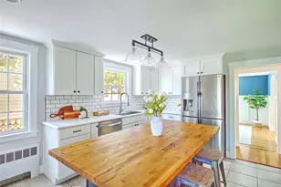 19 Berwick Pl, East Providence, RI 02916 - Photo 15