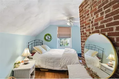 2 Duncan Road, East Providence, RI 02916 - Photo 25