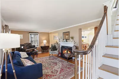 2 Duncan Road, East Providence, RI 02916 - Photo 5